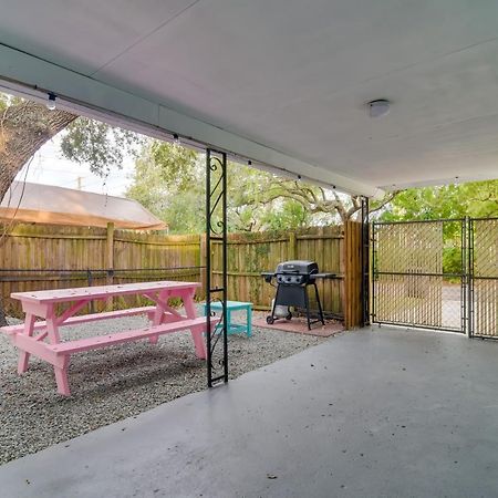 Pet-Friendly Gulfport Home Walkable Location! Sankt Petersburg Exterior foto