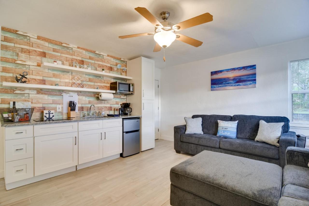 Pet-Friendly Gulfport Home Walkable Location! Sankt Petersburg Exterior foto
